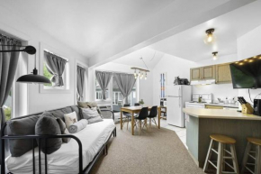 Le Skieur Mont Tremblant Resort